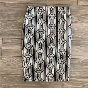 Jacquard midi pencil skirt